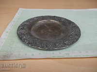 Metal plate with ornaments - 56,5 g