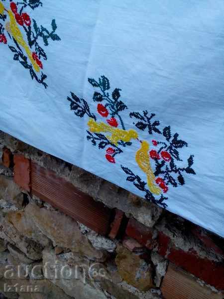 caz de pernă brodate cu preț 10.00 BGN | € 5.11 caz de pernă brodate cu preț 10.00 BGN | € 5.11