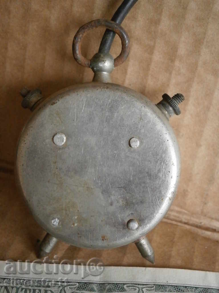 Delivery of an old voltmeter Delivery of an old voltmeter