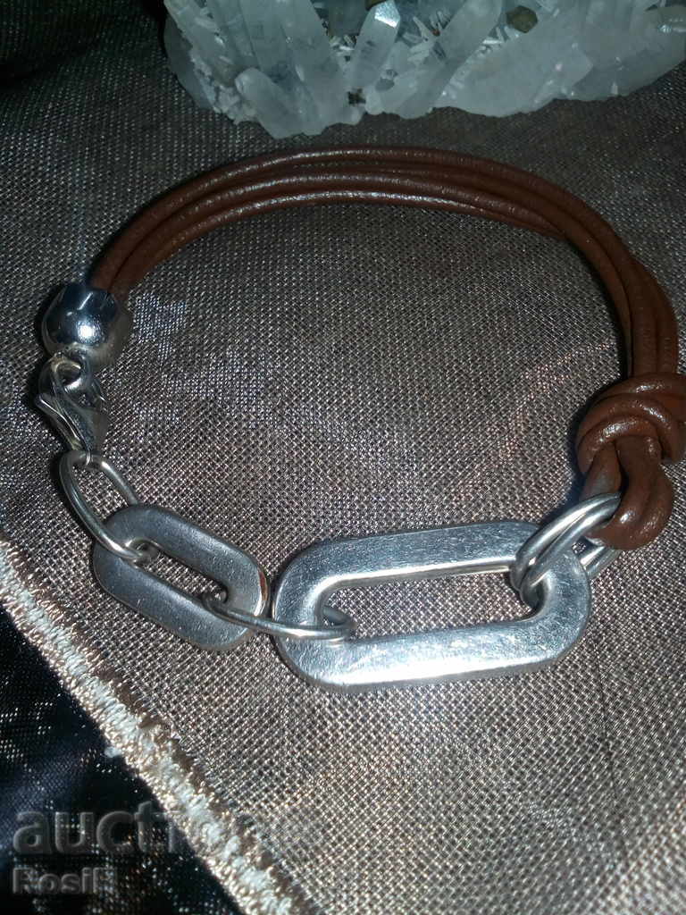 GRAY SILVER AND LEATHER CANDLE with price 22.00 BGN | € 11.25