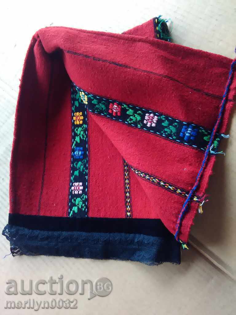 Auction Old woven, embroidered and embroidered apron, costume, suckman Auction Old woven, embroidered and embroidered apron, costume, suckman