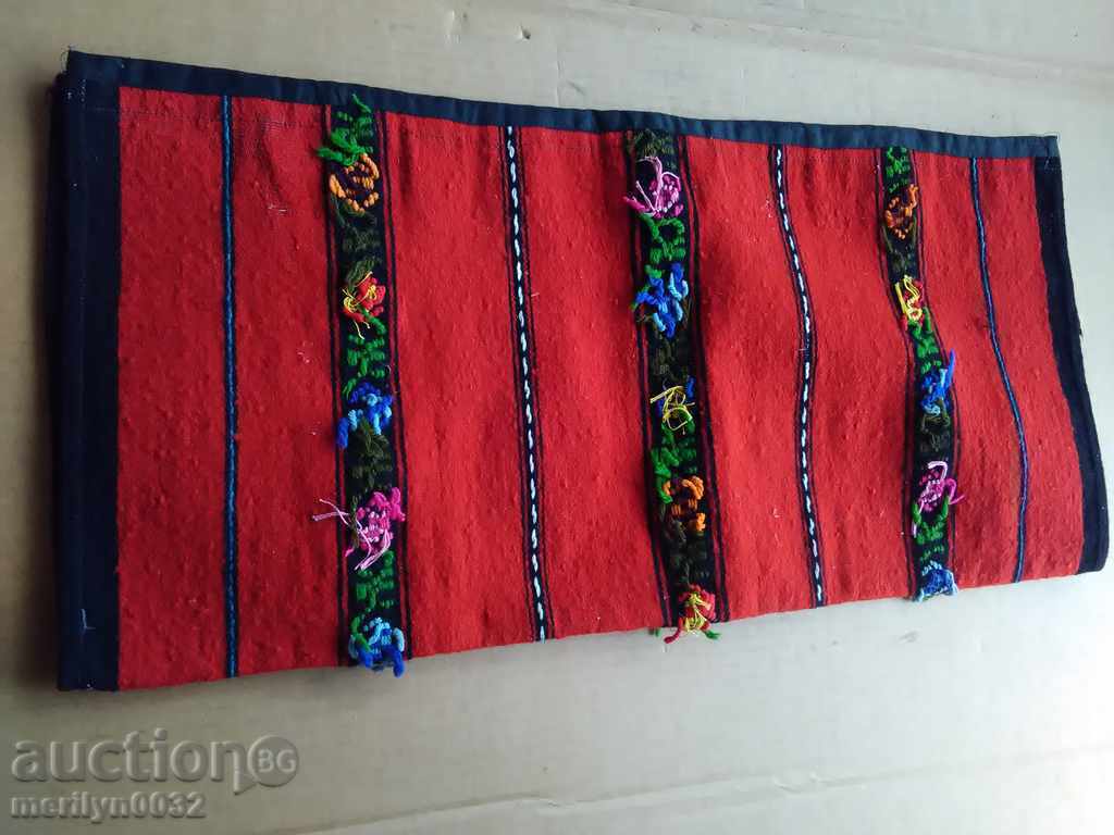Delivery of Old woven, embroidered and embroidered apron, costume, sukman Delivery of Old woven, embroidered and embroidered apron, costume, sukman