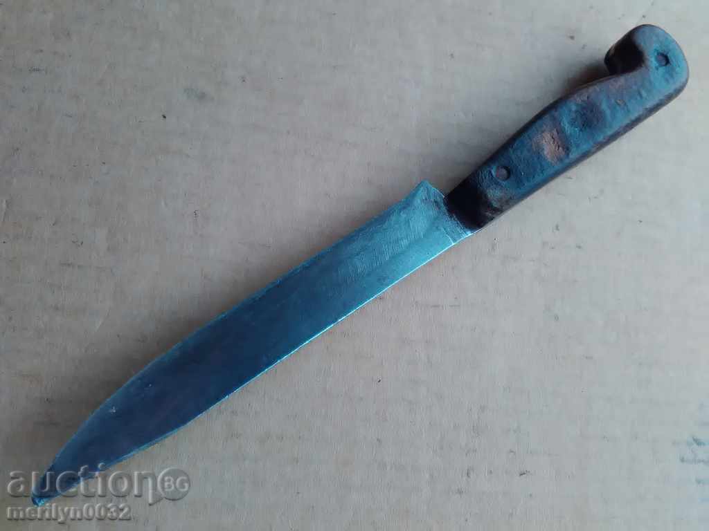 Old butcher knife kulak dagger with price 59.00 BGN | € 30.17 Old butcher knife kulak dagger with price 59.00 BGN | € 30.17
