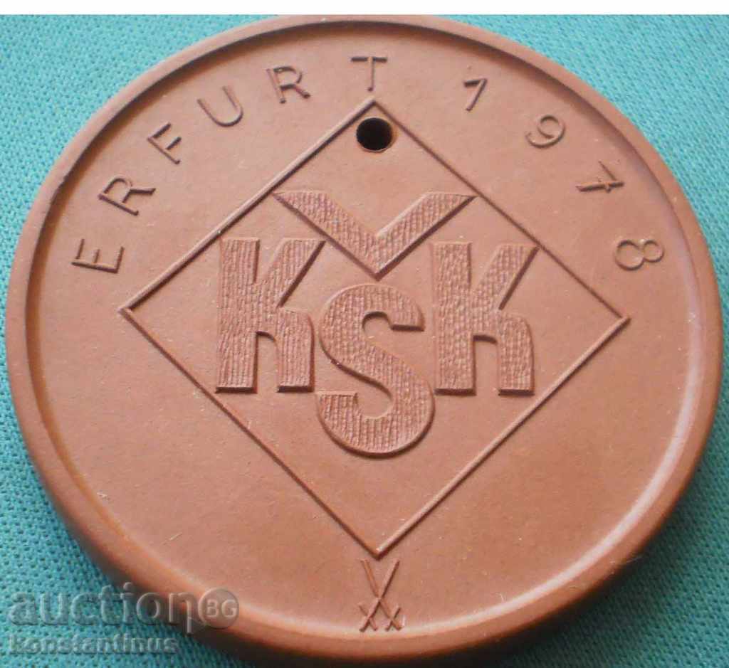 Germania Meissen Placă mare cu albine 1978 UNC Rare cu preț € 23.01 | 45.00 BGN