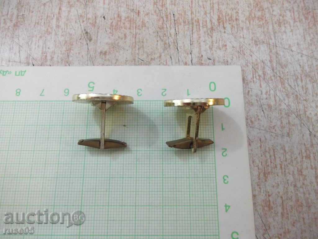 Delivery of Buttons - 11 Delivery of Buttons - 11