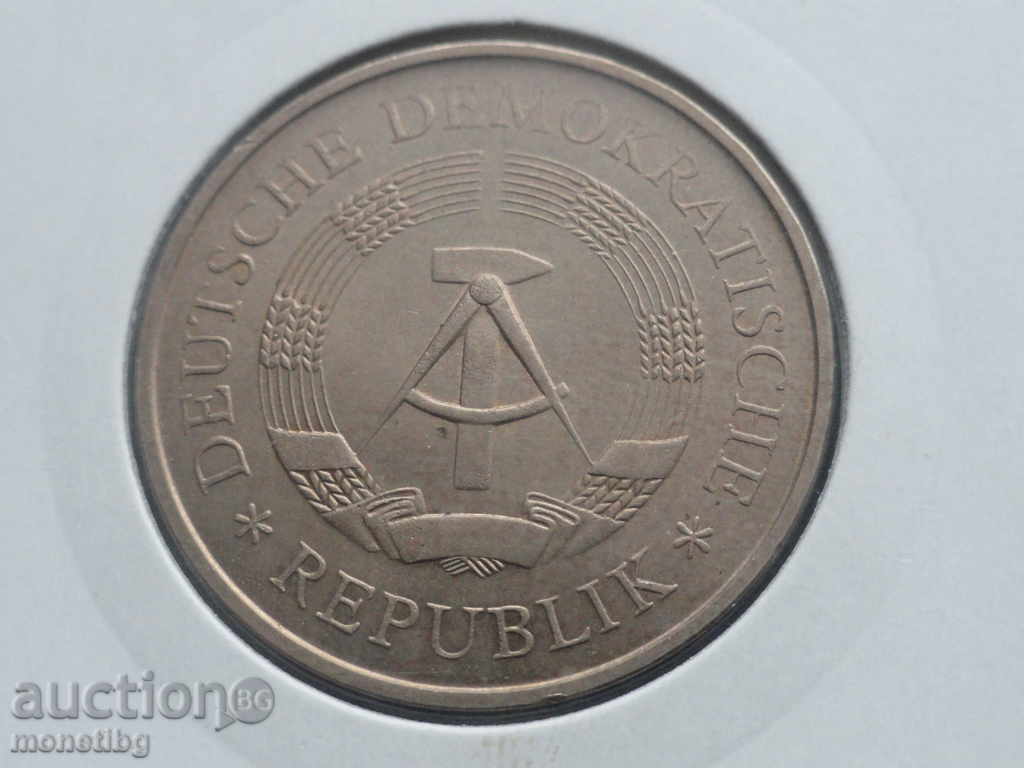 Delivery of Germany (GDR) 1969 - 5 Marks Delivery of Germany (GDR) 1969 - 5 Marks