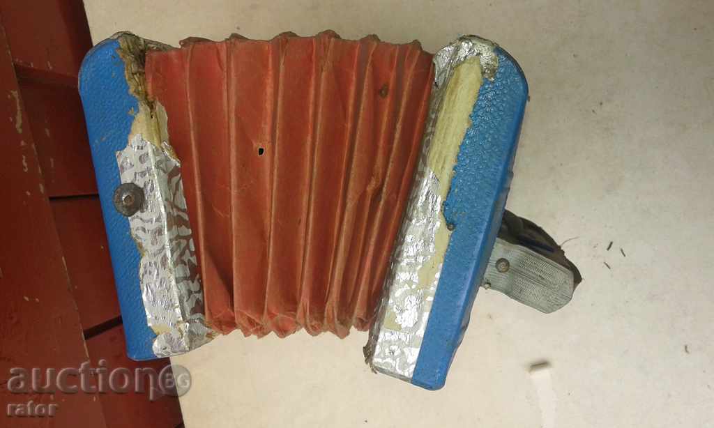 Old toy - ACORDEON - 7