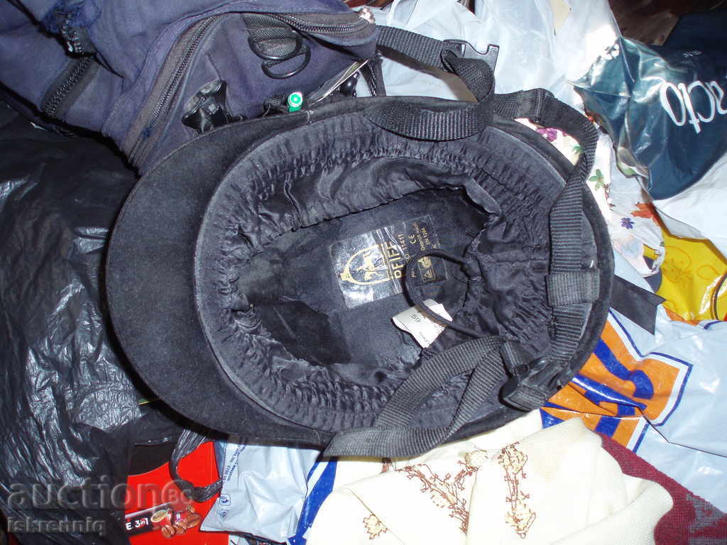 Delivery of Jacket (helmet) Jockey For Horse Riding Delivery of Jacket (helmet) Jockey For Horse Riding