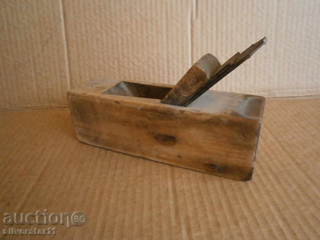 răzătoare masonic Ancient cu preț 61.00 BGN | € 31.19