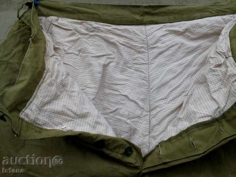 Delivery of Old quilted pantaloon Delivery of Old quilted pantaloon