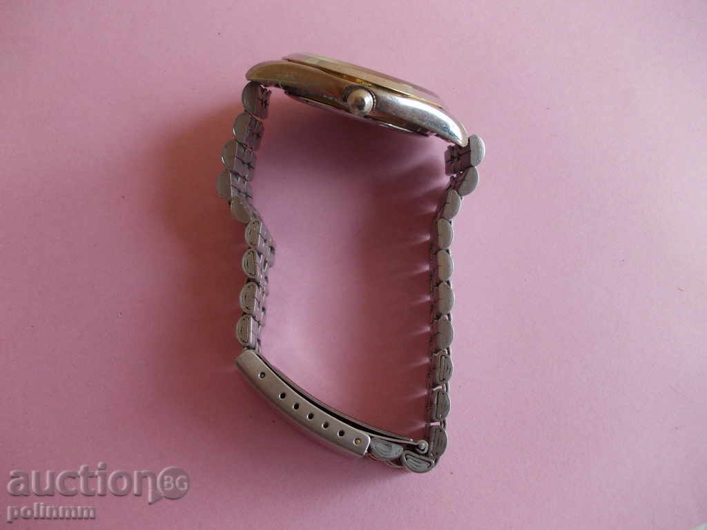 Delivery of Men's Anker watch Delivery of Men's Anker watch