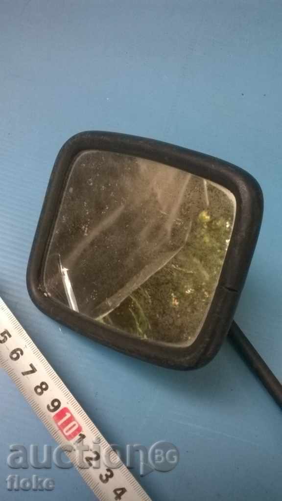 Στους πίσω τροχούς μηχανοκίνητα ρετρό με τιμή 10.00 BGN | € 5.11 Στους πίσω τροχούς μηχανοκίνητα ρετρό με τιμή 10.00 BGN | € 5.11