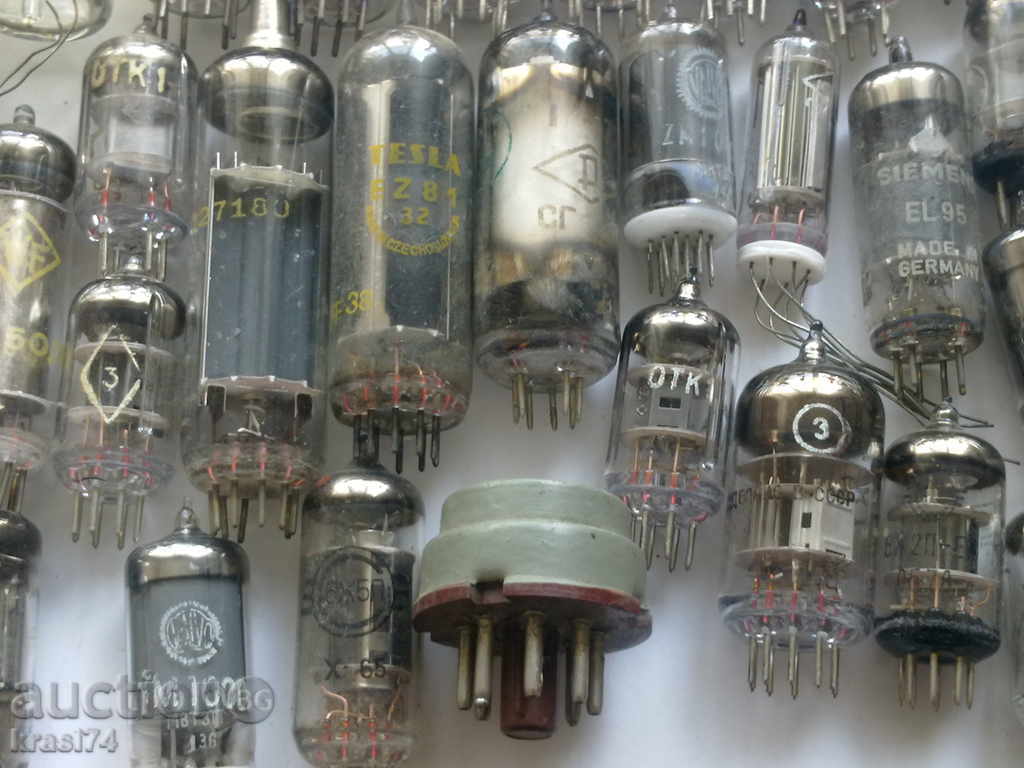 Delivery of 34 pcs. lamps Delivery of 34 pcs. lamps