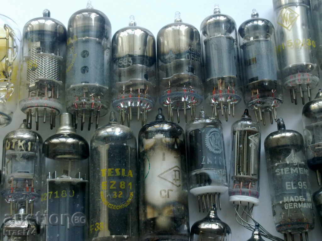 34 pcs. lamps - 5 34 pcs. lamps - 5