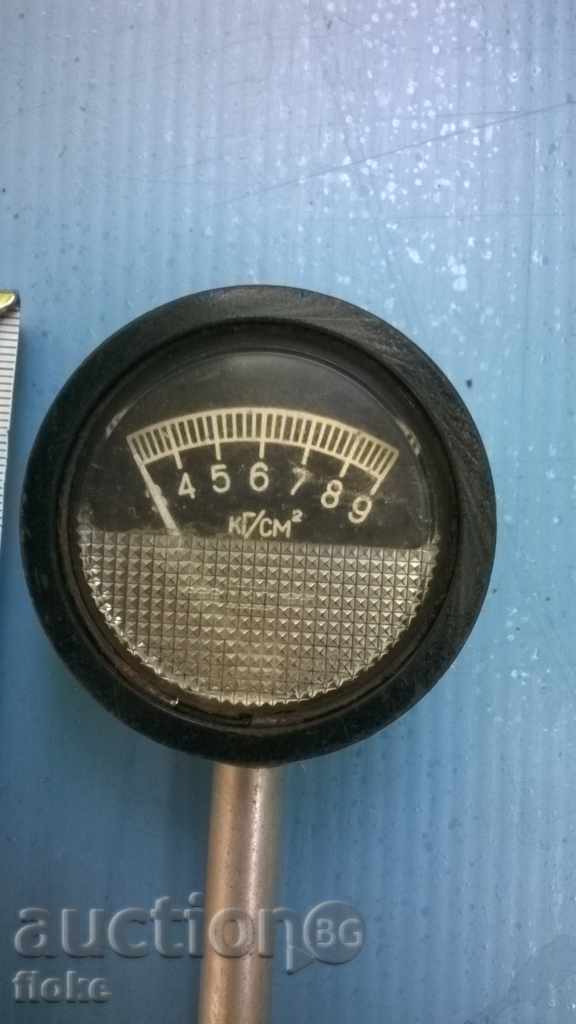 Tire Pressure Gauge Pressure Gauge with price 15.00 BGN | € 7.67 Tire Pressure Gauge Pressure Gauge with price 15.00 BGN | € 7.67