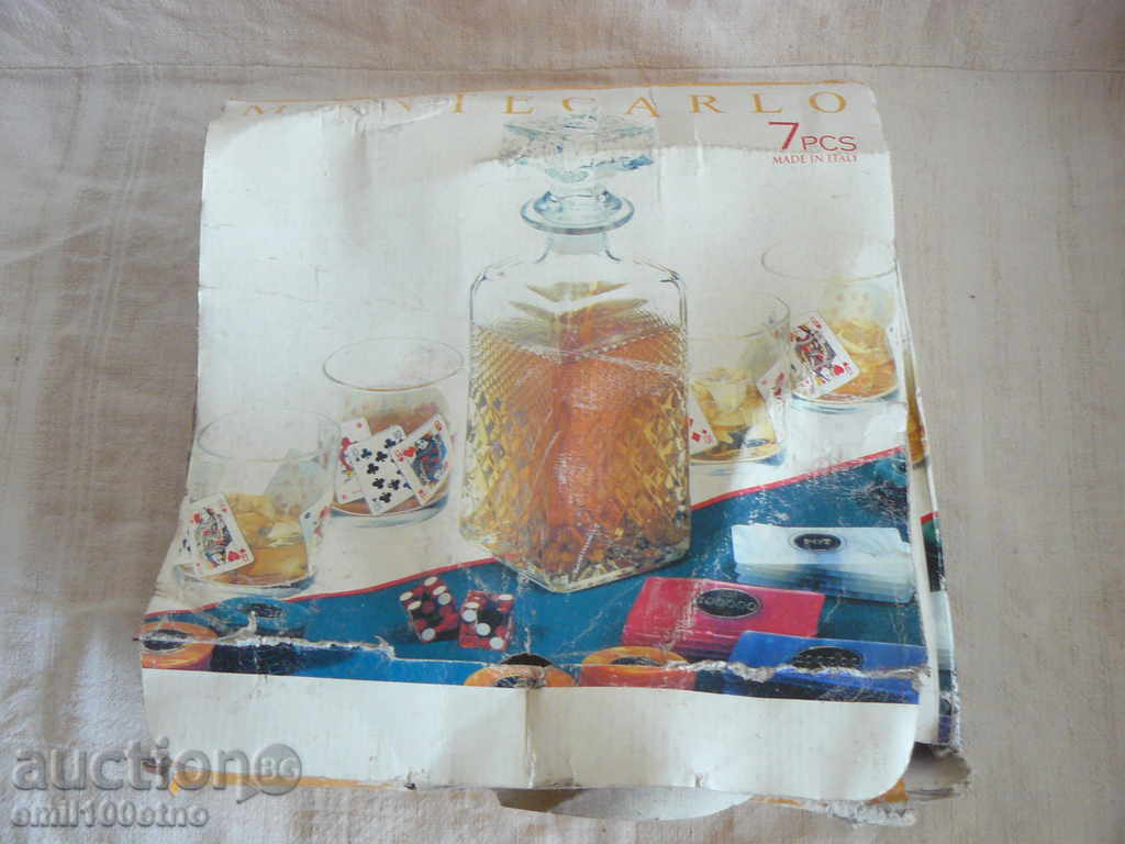 whisky Serviciul pentru jucători - jucători de poker Italia cu preț 25.00 BGN | € 12.78