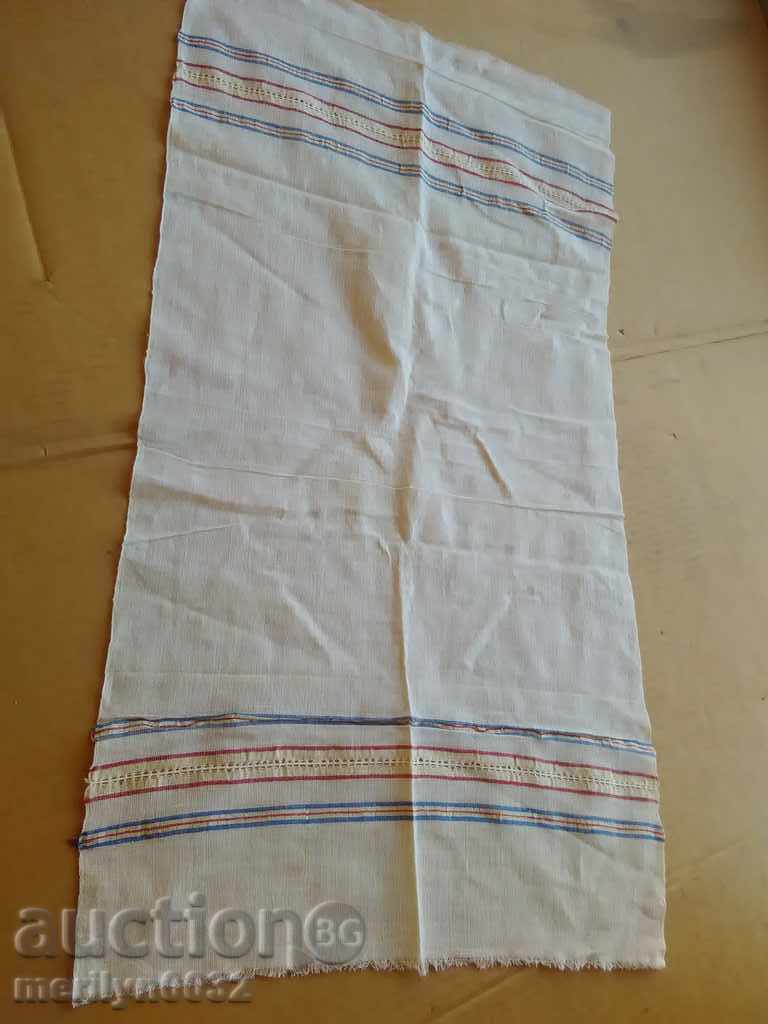 Auction  An old hand-woven cloth embroidery