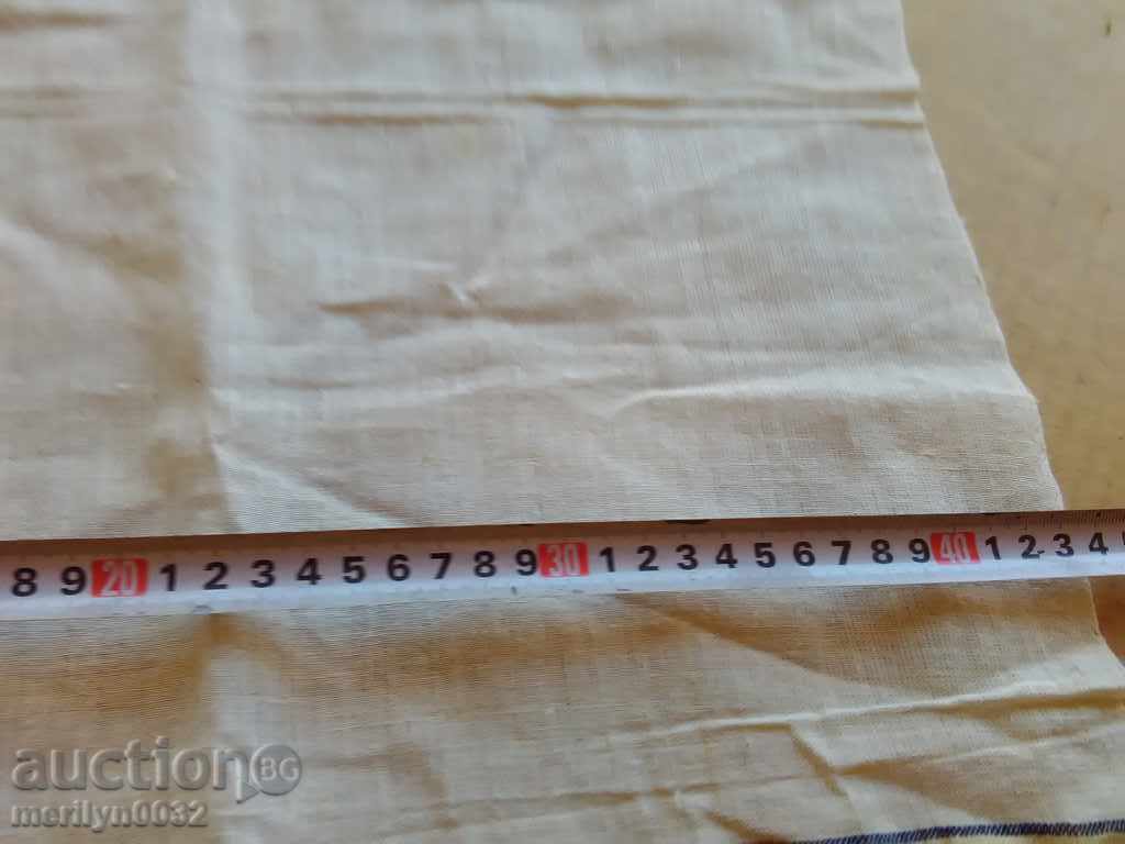 Auction An old hand-woven cloth embroidery Auction An old hand-woven cloth embroidery