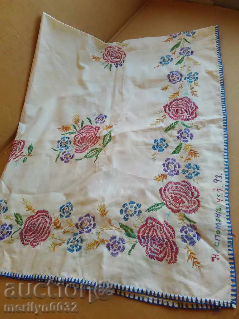 Delivery of Old handmade embroidered cover embroidery embroidery frame Delivery of Old handmade embroidered cover embroidery embroidery frame