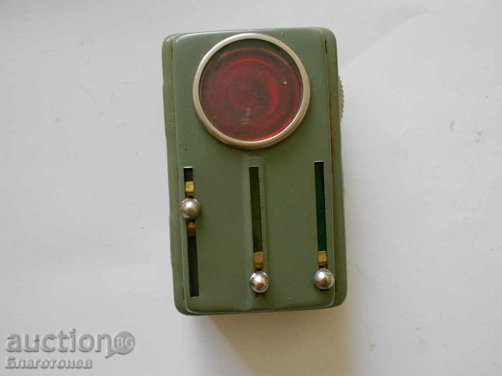 φακός των σιδηροδρόμων με τιμή 10.00 BGN | € 5.11 φακός των σιδηροδρόμων με τιμή 10.00 BGN | € 5.11