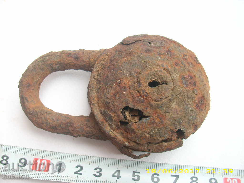 OLD OCCASIONAL KATINAR with price 1.99 BGN | € 1.02 OLD OCCASIONAL KATINAR with price 1.99 BGN | € 1.02