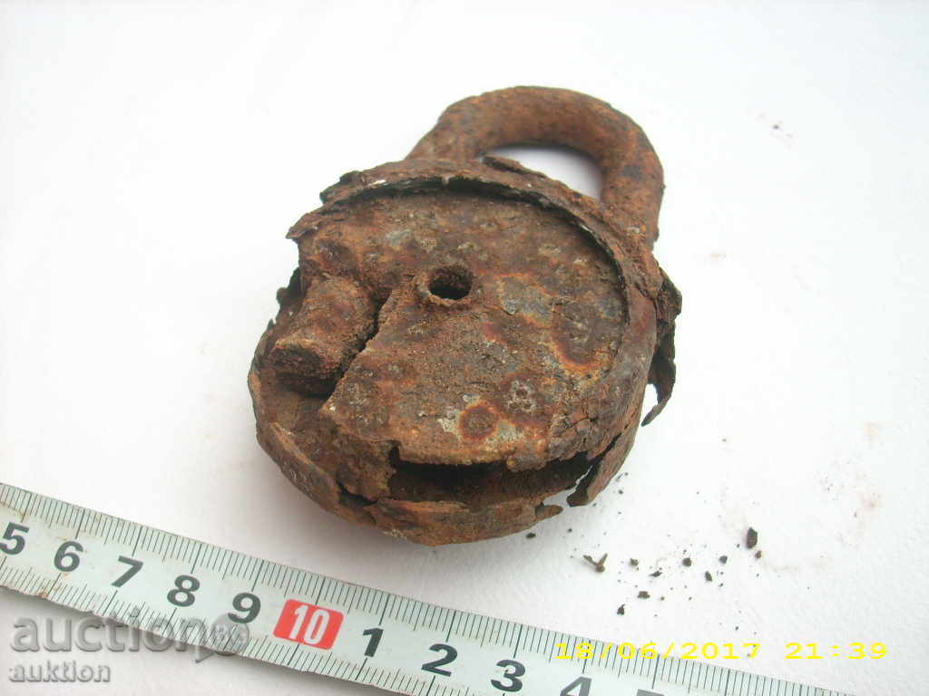 Delivery of OLD OCCASIONAL KATINAR Delivery of OLD OCCASIONAL KATINAR