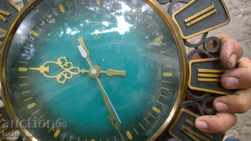 8114. YANTAR WATCH ELECTROMECHANICAL - 5 8114. YANTAR WATCH ELECTROMECHANICAL - 5