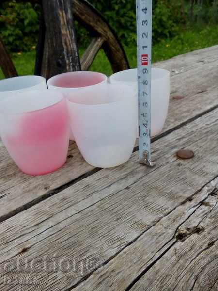 Plastic cups with price 5.00 BGN | € 2.56 Plastic cups with price 5.00 BGN | € 2.56