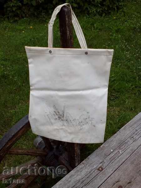 An old bag with price 10.00 BGN | € 5.11