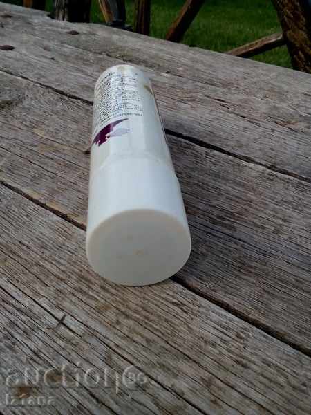 Deodorant PARIS - 6 Deodorant PARIS - 6