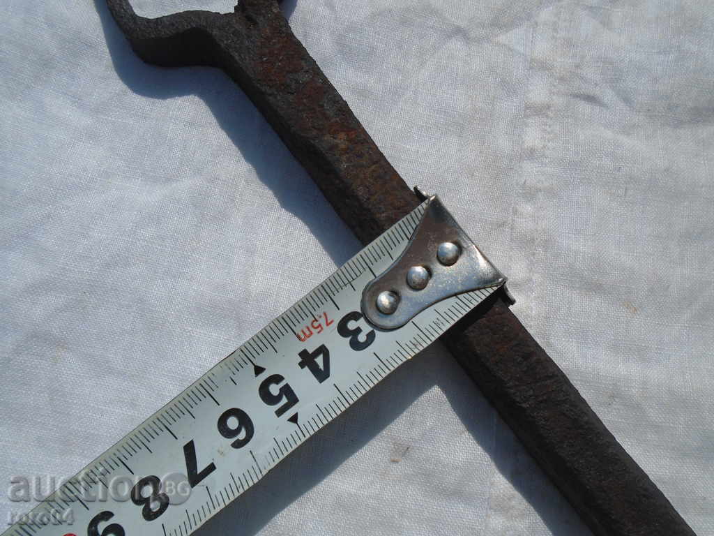 СТАР РЪЧНО КОВАН СВРЕДЕЛ - 5