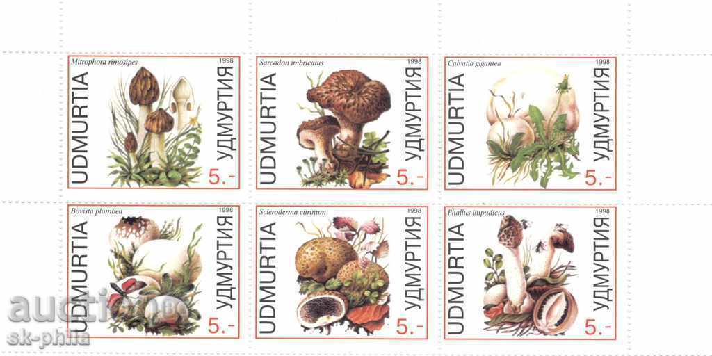 Γραμματόσημα - Ρωσία, Udmurtia, Μανιτάρια