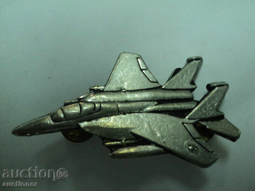 HIGHLIGHTS AIRPLANE LAG. - 7 HIGHLIGHTS AIRPLANE LAG. - 7