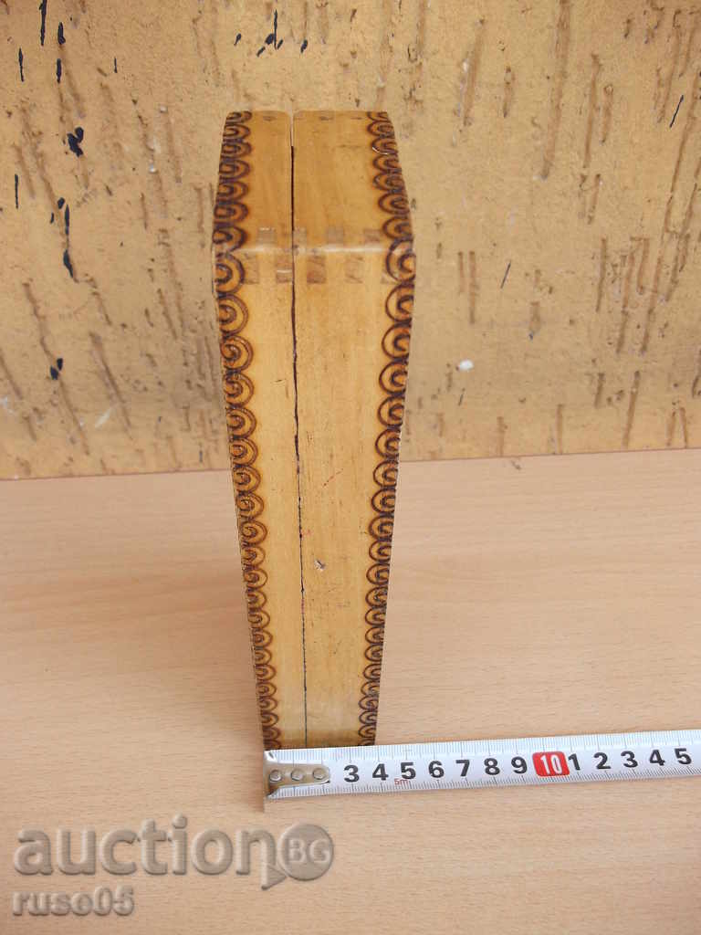 Box wood / foam / pyrograph - 7 Box wood / foam / pyrograph - 7