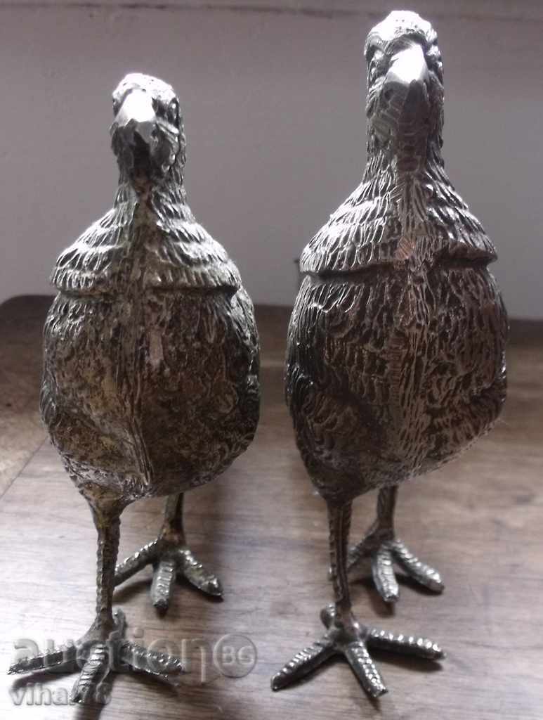 Auction LOT LARGE BIRDS Auction LOT LARGE BIRDS