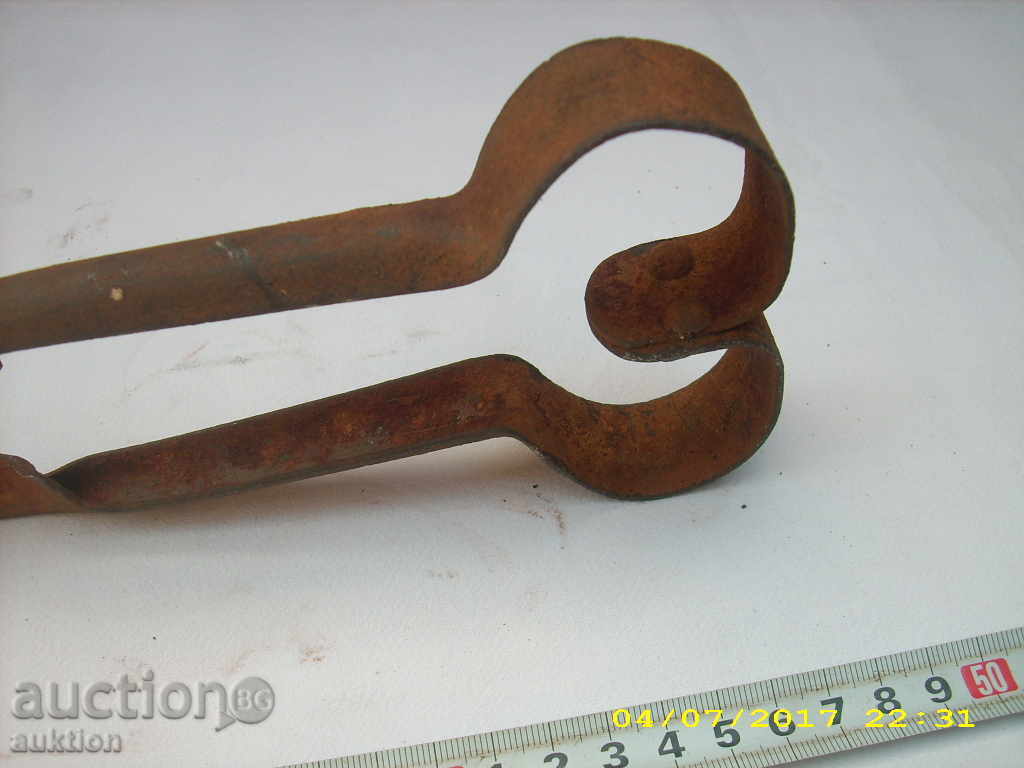 Delivery of OLD HANGER FOR SHEEPING SHEEP Delivery of OLD HANGER FOR SHEEPING SHEEP