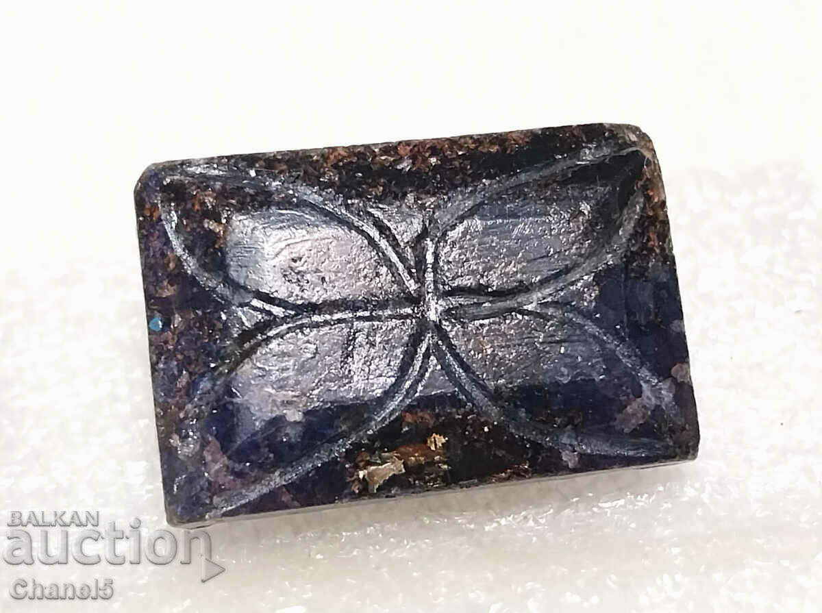 Auction NATURAL SAPPHIRE - GRAVED - AFRICA - 32.15 carats Auction NATURAL SAPPHIRE - GRAVED - AFRICA - 32.15 carats