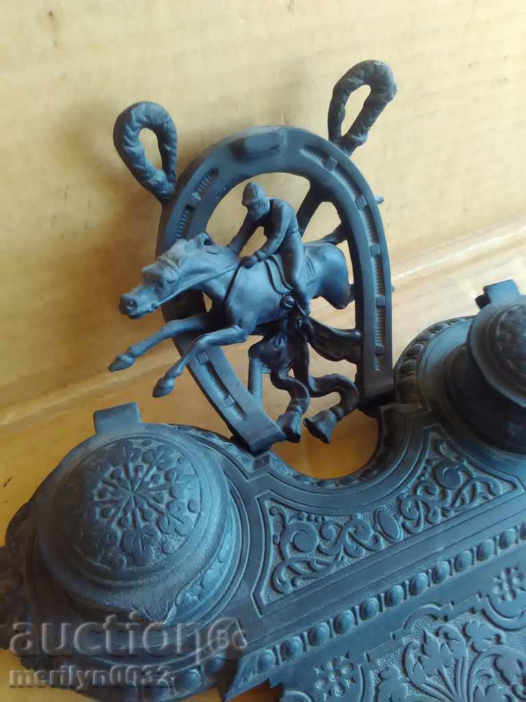 An old ink cartridge with a figure, a statuette, a figurine with price 279.00 BGN | € 142.65