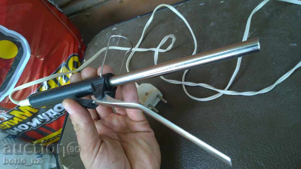 8331. STARA RUSKA WOMAN'S MUSHROOM MASK USSR WORKS - 5 8331. STARA RUSKA WOMAN'S MUSHROOM MASK USSR WORKS - 5