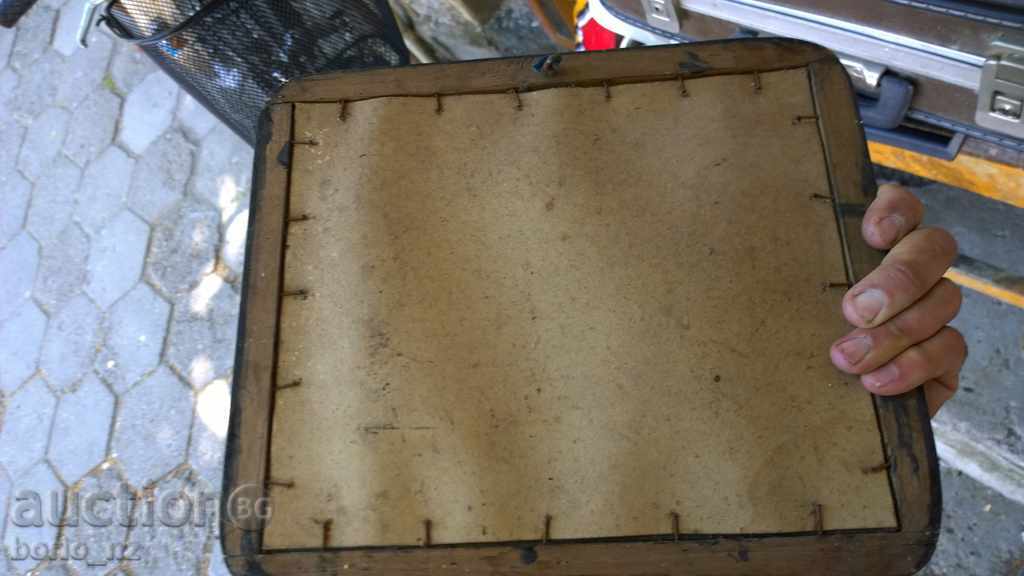 8332. OLD PICTURE FRAME - 6 8332. OLD PICTURE FRAME - 6