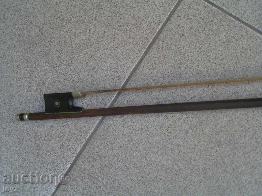 Аукцион Стар лък за цигулка