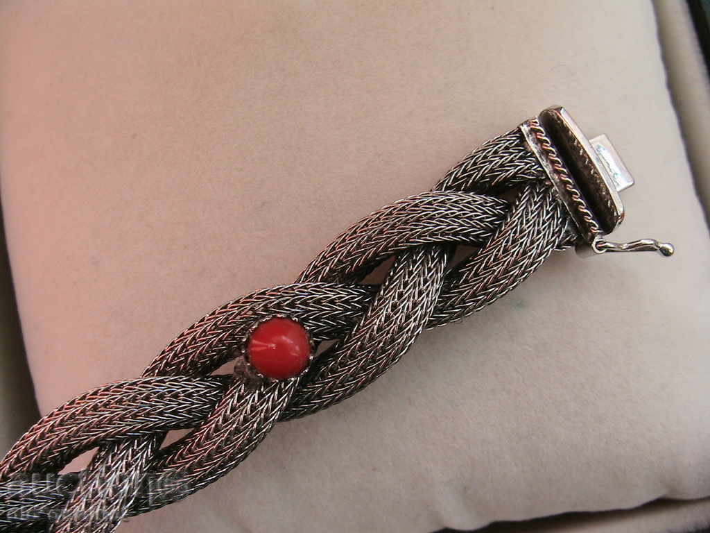 Beautiful SILVER BRACELET with NATURAL CORAL, SILVER 835 with price 497.00 BGN | € 254.11 Beautiful SILVER BRACELET with NATURAL CORAL, SILVER 835 with price 497.00 BGN | € 254.11