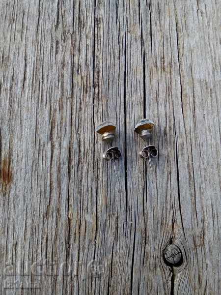 Δημοπρασία παλιά σκουλαρίκια Δημοπρασία παλιά σκουλαρίκια