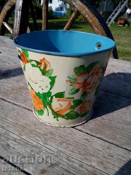 Auction Children's metal bucket, bucket Auction Children's metal bucket, bucket