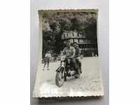 14598 България снимка мъже на мотоциклет мотор 60-те г.