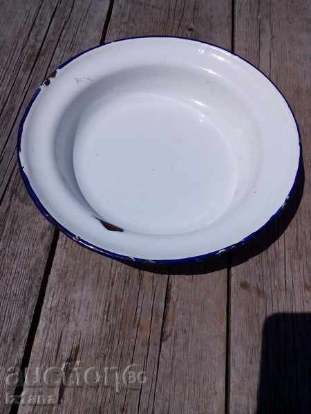 Enamelled bowl 1959 with price 12.00 BGN | € 6.14