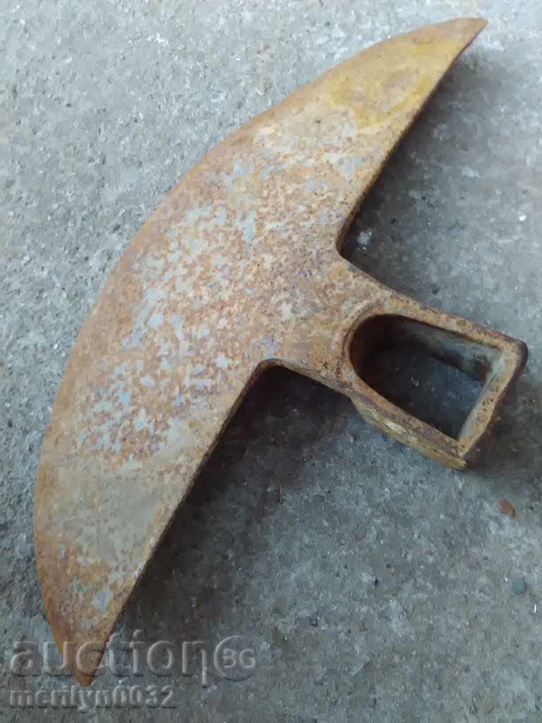 Hoe παλιό σφυρήλατο εργαλείο, Chapa, γεωργικά εργαλεία με τιμή 37.00 BGN | € 18.92 Hoe παλιό σφυρήλατο εργαλείο, Chapa, γεωργικά εργαλεία με τιμή 37.00 BGN | € 18.92