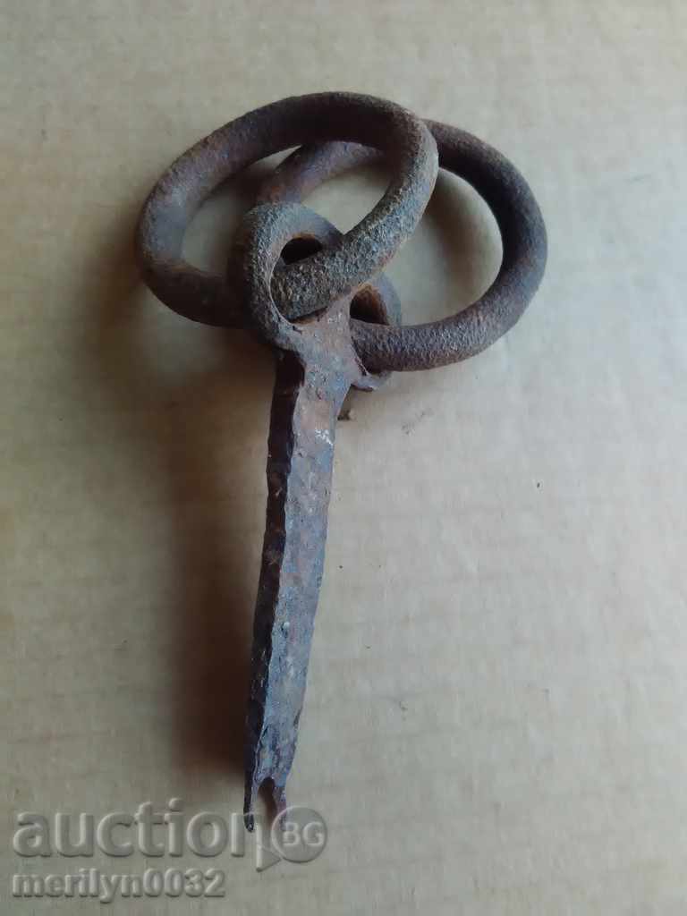 Metal rings, wrought iron for a wagon with price 33.00 BGN | € 16.87