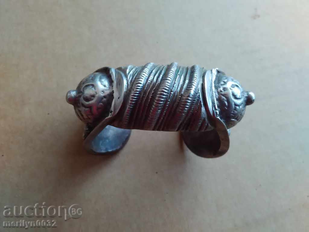 Renaissance silver slingshot bracelet, jewelry, jewelry with price 189.00 BGN | € 96.63 Renaissance silver slingshot bracelet, jewelry, jewelry with price 189.00 BGN | € 96.63