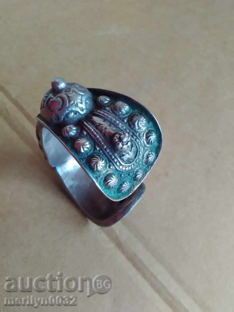 Auction Renaissance silver slingshot bracelet, jewelry, jewelry Auction Renaissance silver slingshot bracelet, jewelry, jewelry